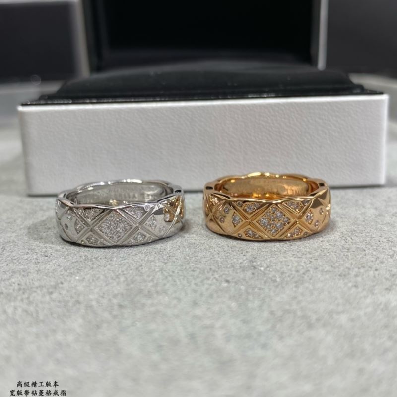 Ch**el rings